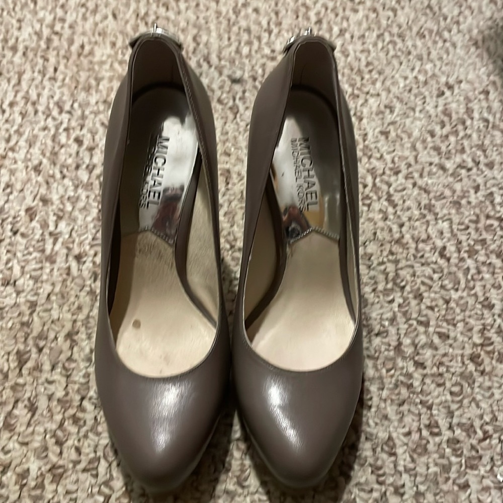 Michael Kors Pumps